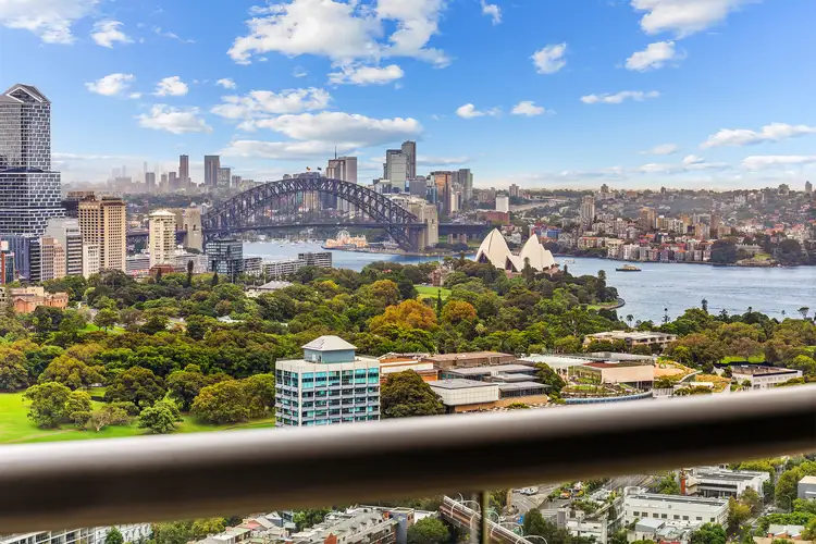 2901/184 Forbes Street