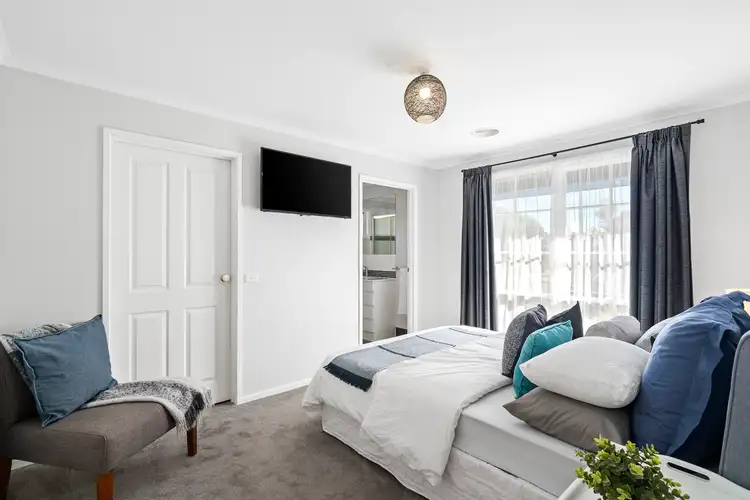 Sixth view of Homely house listing, 8 Raleigh Court, Werribee VIC 3030