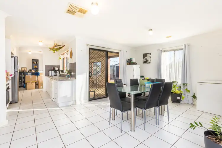 Sixth view of Homely house listing, 2 Merlot Court, Mildura VIC 3500