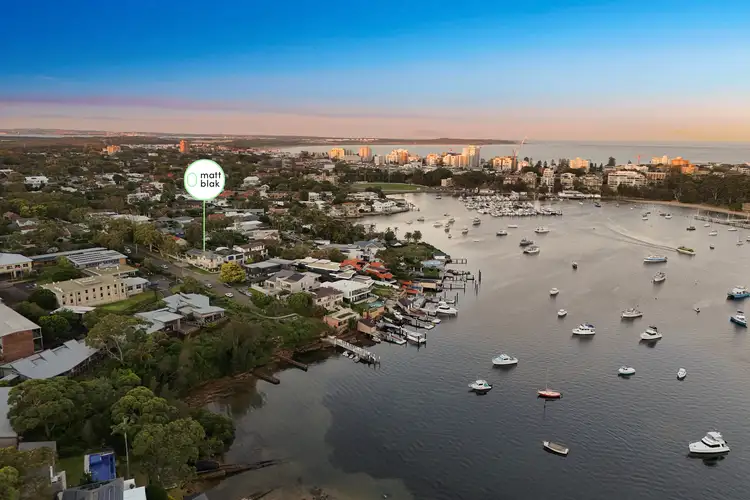 2/19 Grosvenor Crescent, Cronulla NSW 2230