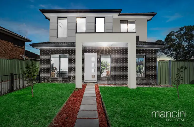 1/16 Plymouth Close, Sunshine North VIC 3020