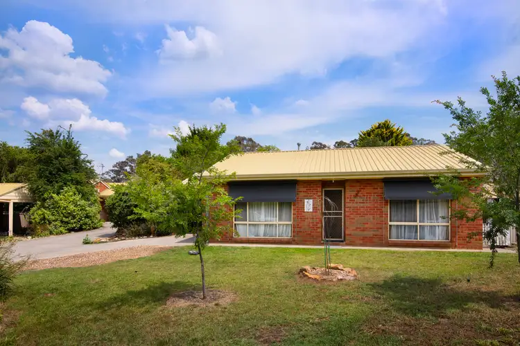 Second view of Homely unit listing, 2/37 Maldon Road, Mckenzie Hill VIC 3451
