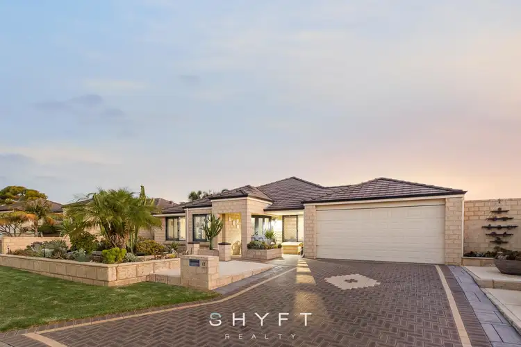 11 Beaumarks Court, Mindarie WA 6030