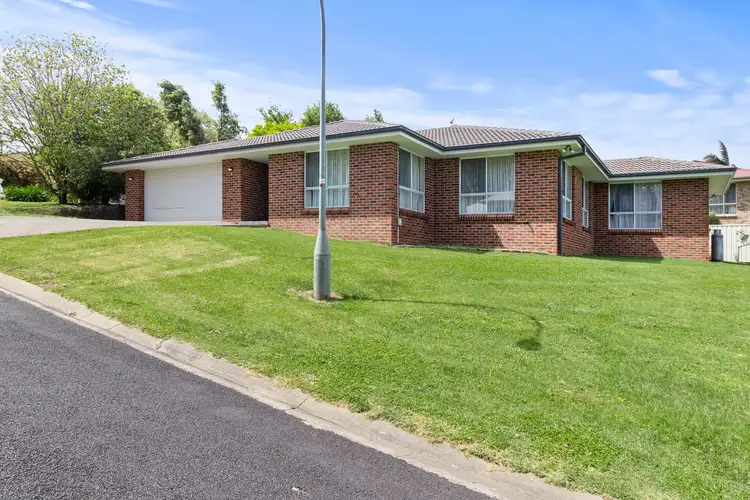 2 Baird Place