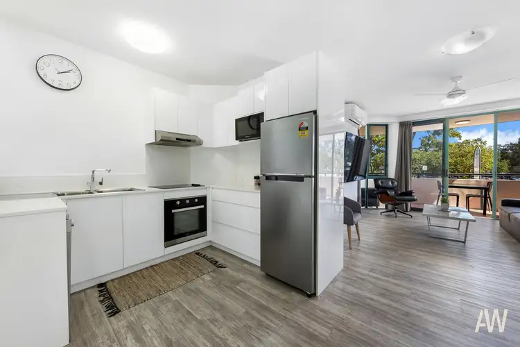 Fourth view of Homely unit listing, 4/104 River Esplanade, Mooloolaba QLD 4557