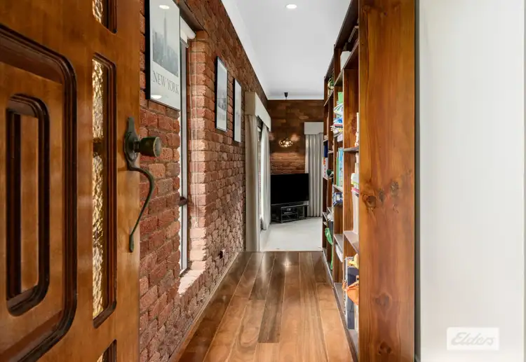 Second view of Homely house listing, 5 Hamilton Court, Baranduda VIC 3691
