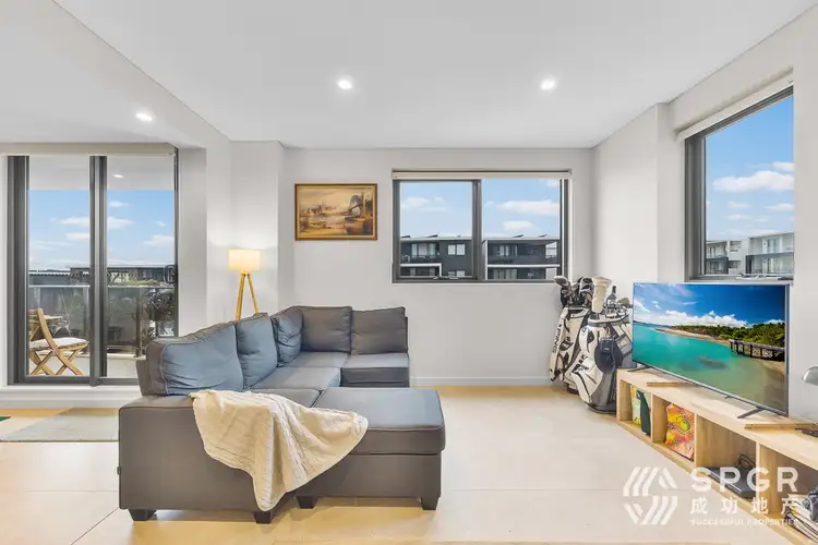 330/37C Manchester Drive