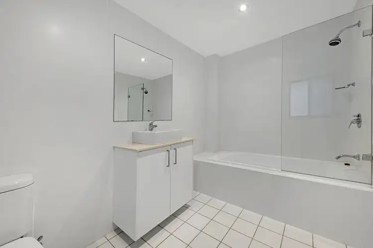 Fifth view of Homely apartment listing, 10/1-3 Eulbertie Avenue, Warrawee NSW 2074