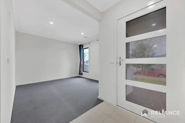Third view of Homely house listing, 6 Wimbledon Boulevard, Strathtulloh VIC 3338