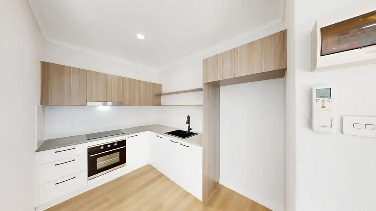 Fifth view of Homely unit listing, 16/5 Mowatt Street, Queanbeyan NSW 2620