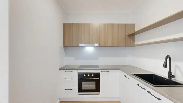 Sixth view of Homely unit listing, 16/5 Mowatt Street, Queanbeyan NSW 2620