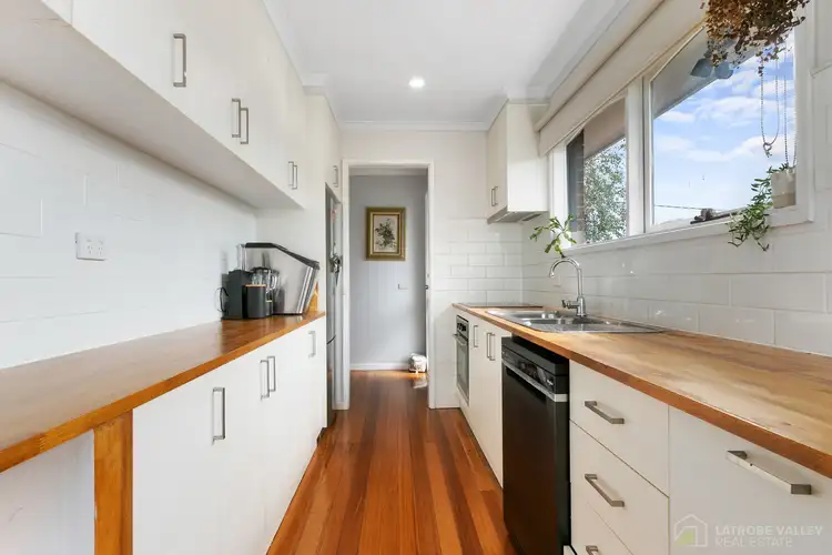 Fifth view of Homely house listing, 5 Farrington Parade, Traralgon VIC 3844