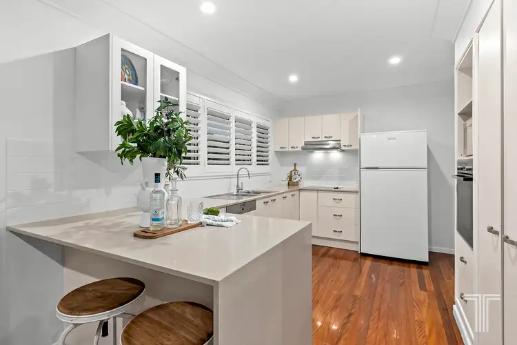 Fifth view of Homely house listing, 10 Salandra Street, Mansfield QLD 4122