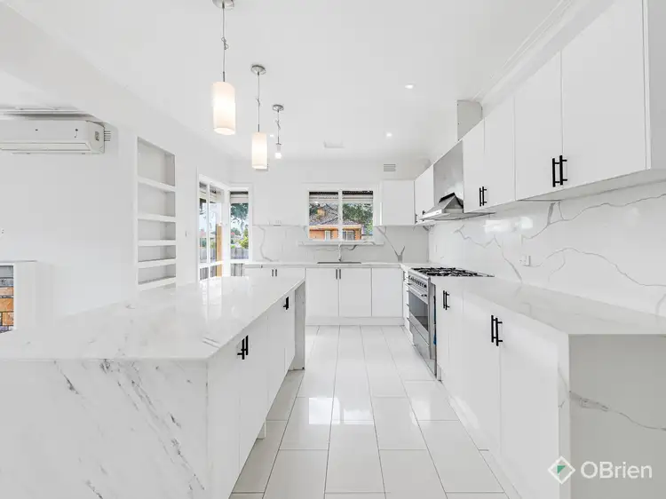 Fourth view of Homely house listing, 6 Stradbroke Drive, St Albans VIC 3021