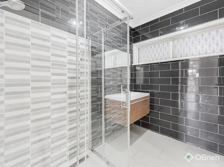 Fifth view of Homely house listing, 6 Stradbroke Drive, St Albans VIC 3021