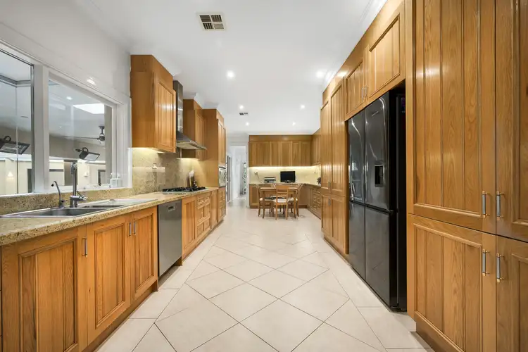 Fifth view of Homely house listing, 11 Maple Court, Keilor VIC 3036