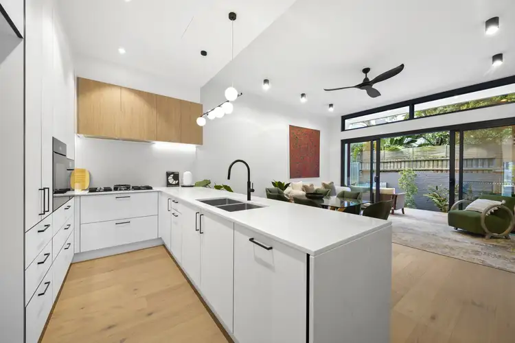 16 Rose Street, Botany NSW 2019