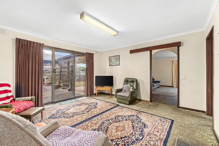 Sixth view of Homely house listing, 1 Rangeview Drive, Traralgon VIC 3844
