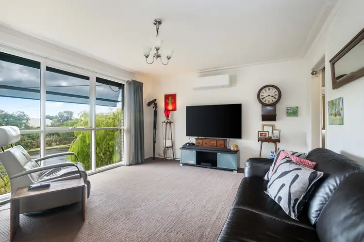 Fifth view of Homely house listing, 4 Linda Court, Portarlington VIC 3223