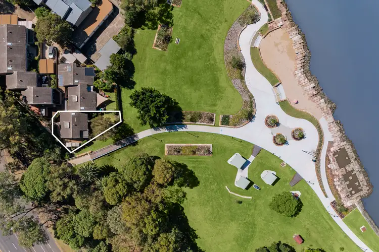 Main view of Homely villa listing, 1/9-11 Llewellyn Street, Rhodes NSW 2138
