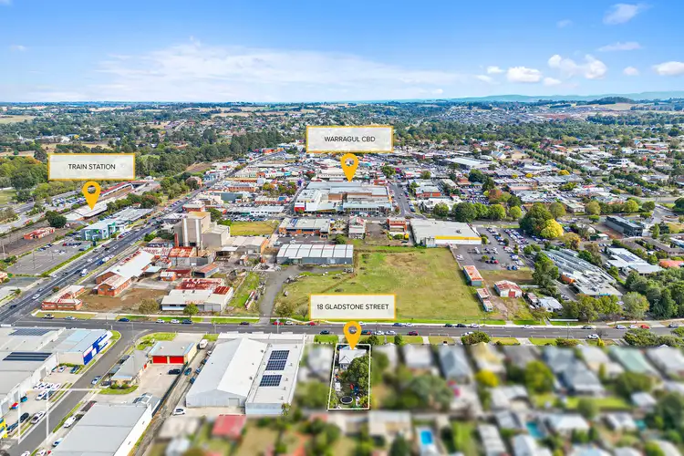 18 Gladstone Street, Warragul VIC 3820