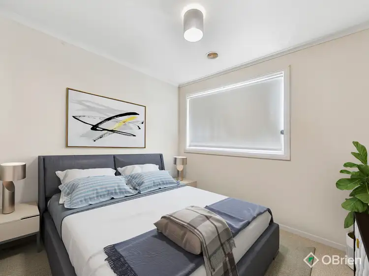 Fifth view of Homely house listing, 4 Currawong Crescent, Pakenham VIC 3810