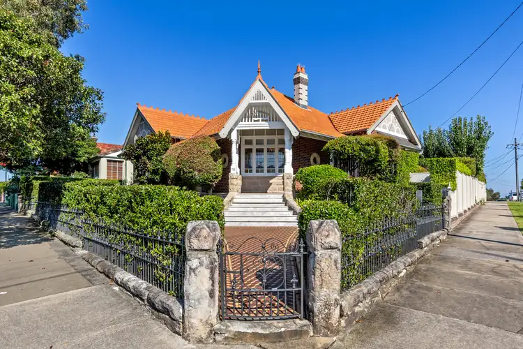 10 Griffiths Street, Hurlstone Park NSW 2193