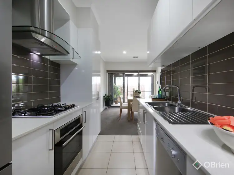 Fourth view of Homely townhouse listing, 27 Elizabeth Street, Oakleigh East VIC 3166