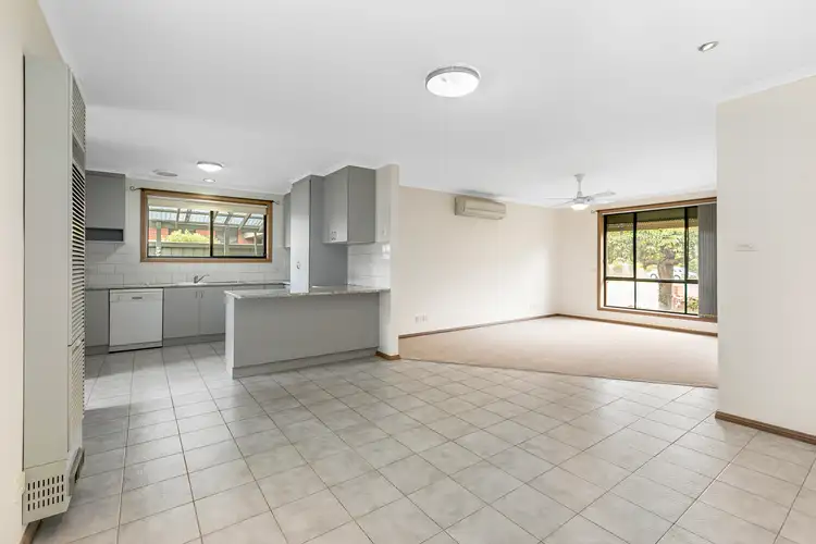 Fourth view of Homely unit listing, 1/11 Thelma Court, Werribee VIC 3030