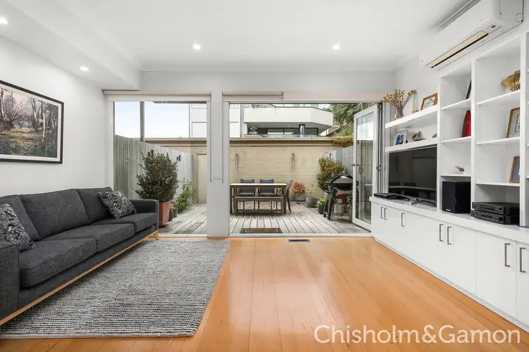 Fourth view of Homely apartment listing, 2/38 Pine Avenue, Elwood VIC 3184