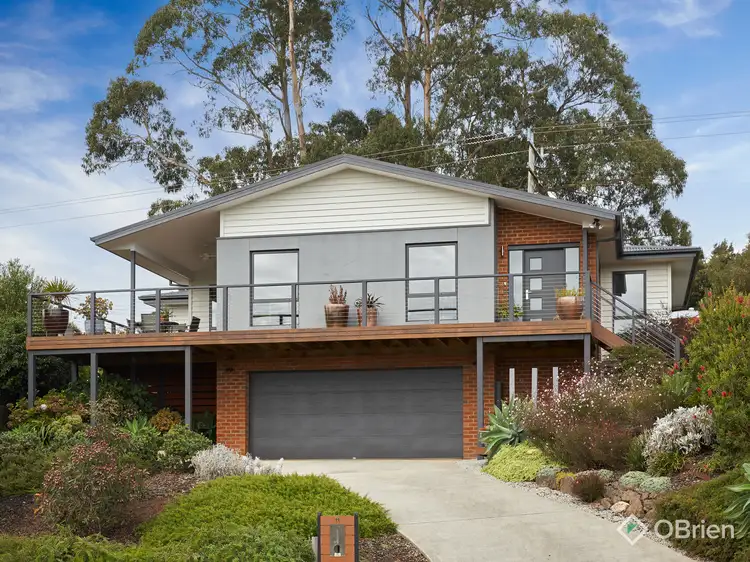 11 Aaron Court, Drouin VIC 3818