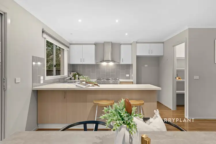 Fourth view of Homely house listing, 34 Grandvue Boulevard, Pakenham VIC 3810