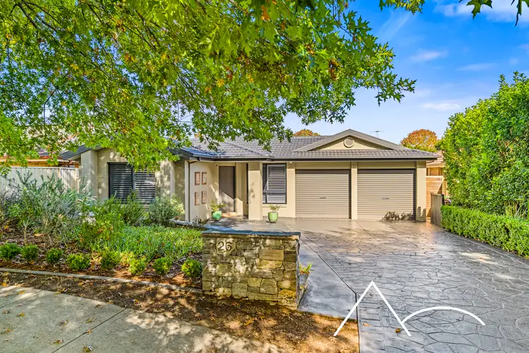 26 William Campbell Avenue