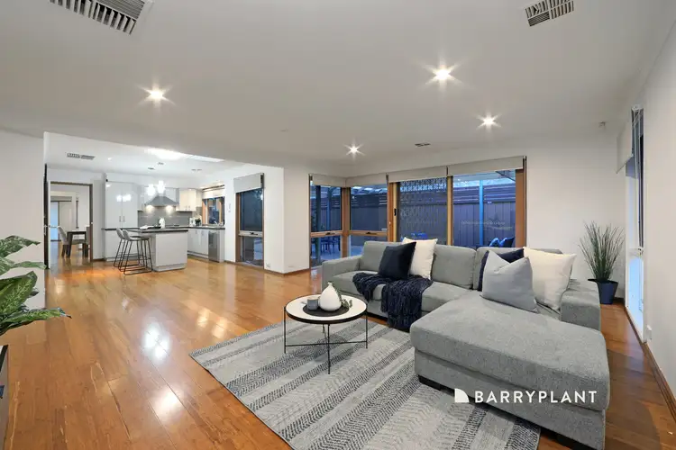 2 Rigby Mews, Rowville VIC 3178