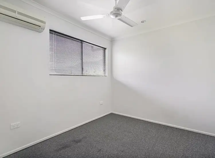 Sixth view of Homely unit listing, 4/11-12 Maytown Close, Manoora QLD 4870