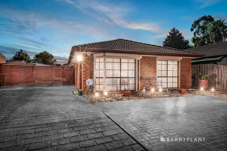 6 Ribbon Court, Mill Park VIC 3082