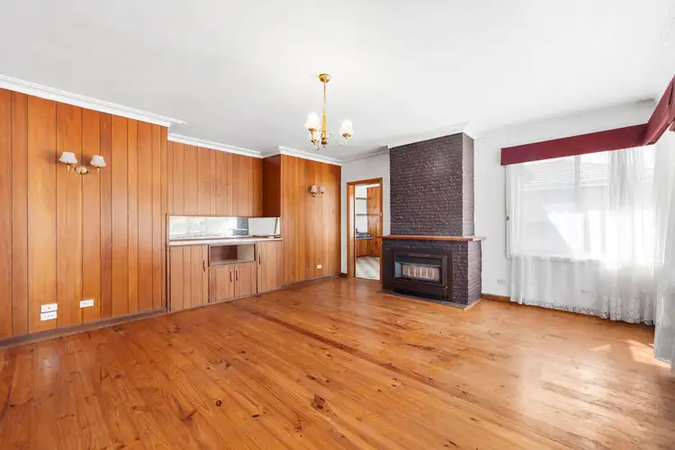 Fifth view of Homely house listing, 10 Mawarra Drive, Delacombe VIC 3356