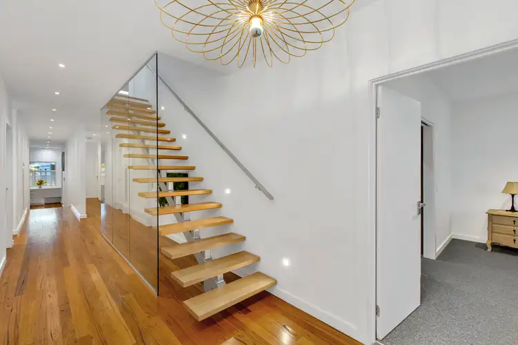 Second view of Homely house listing, 7 Hanover Road, Bundoora VIC 3083