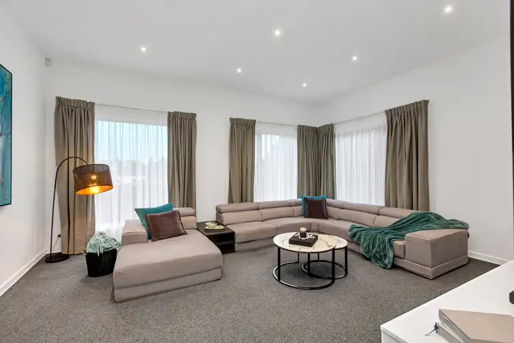Sixth view of Homely house listing, 7 Hanover Road, Bundoora VIC 3083