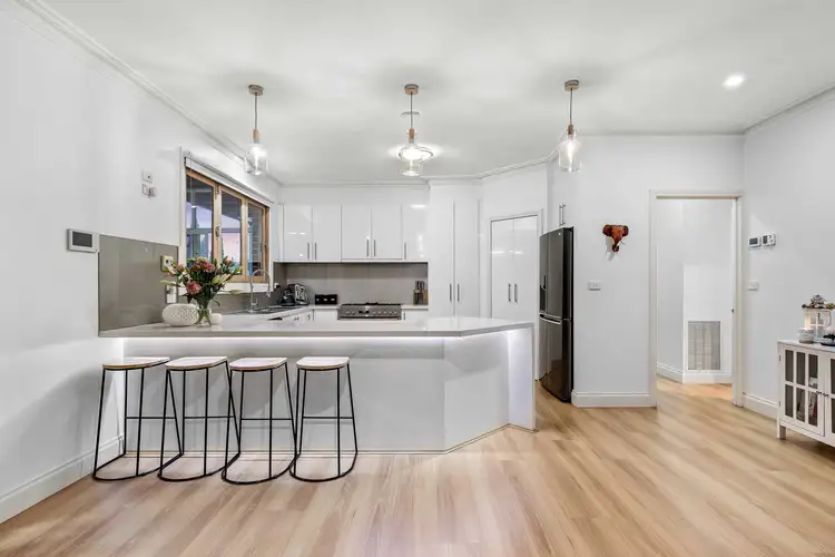 Fifth view of Homely house listing, 27 Hillcrest Drive, Hillside VIC 3037