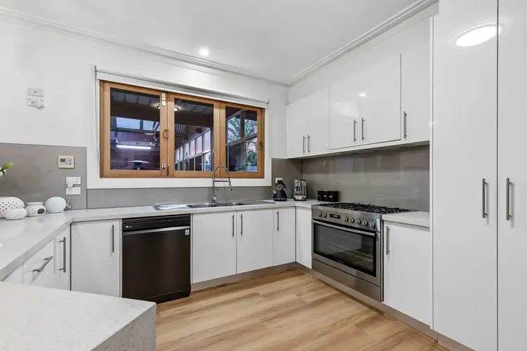 Sixth view of Homely house listing, 27 Hillcrest Drive, Hillside VIC 3037