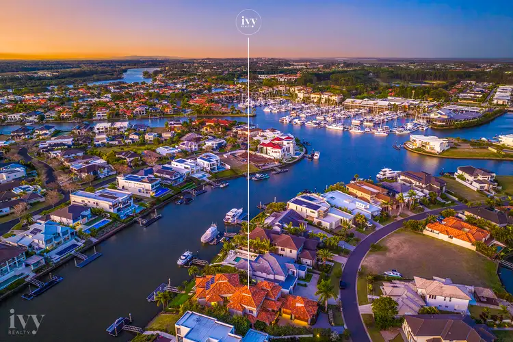 2204 Taromeo Court, Hope Island QLD 4212