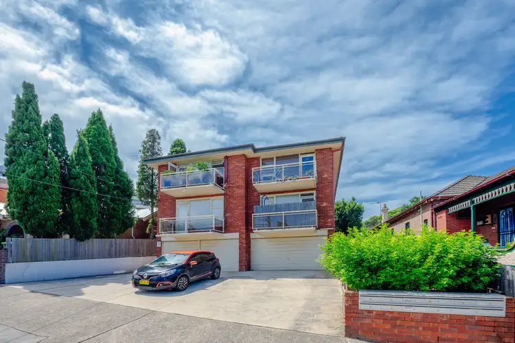 2/24 Duntroon Street, Hurlstone Park NSW 2193