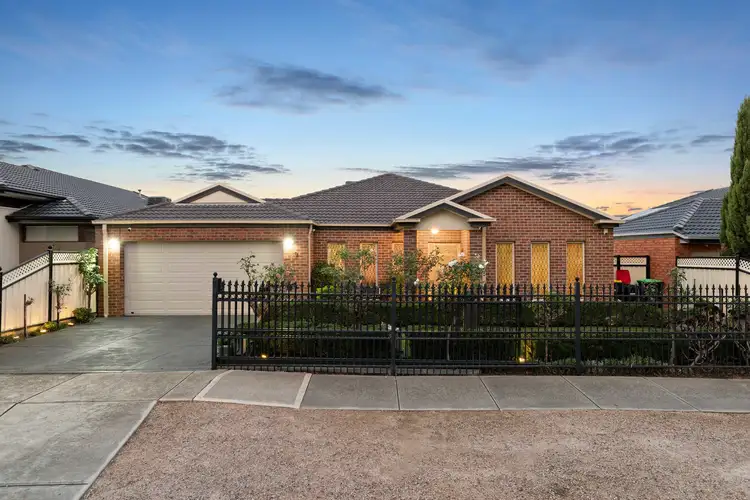 9 Jacaranda Drive, Taylors Hill VIC 3037