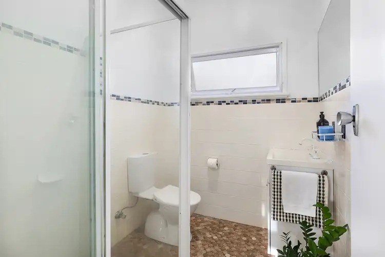 Fifth view of Homely house listing, 4 Brooke Avenue, Killarney Vale NSW 2261