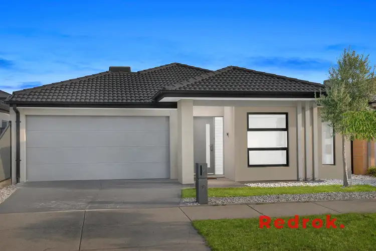 7 Featherwood Crescent, Craigieburn VIC 3064