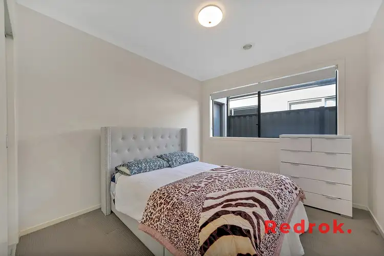 Fifth view of Homely house listing, 7 Featherwood Crescent, Craigieburn VIC 3064