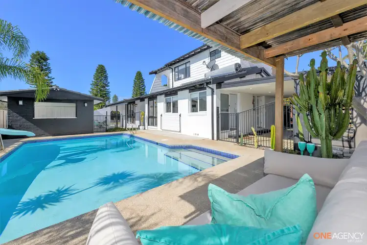 126 Park Avenue, Caves Beach NSW 2281