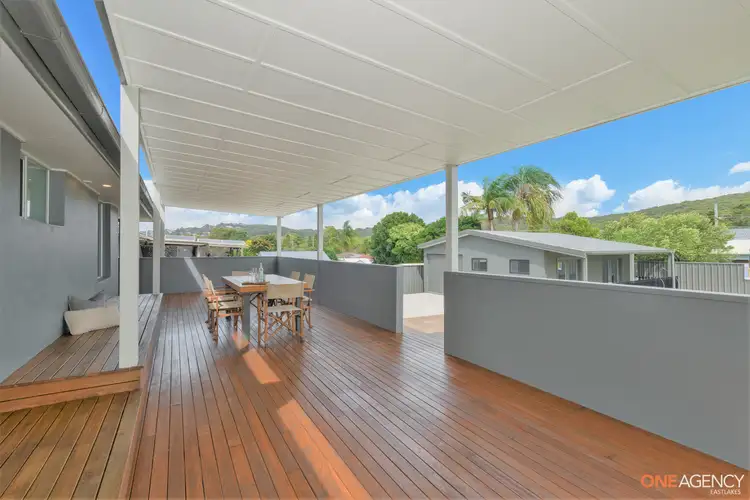 191 Macquarie Grove, Caves Beach NSW 2281