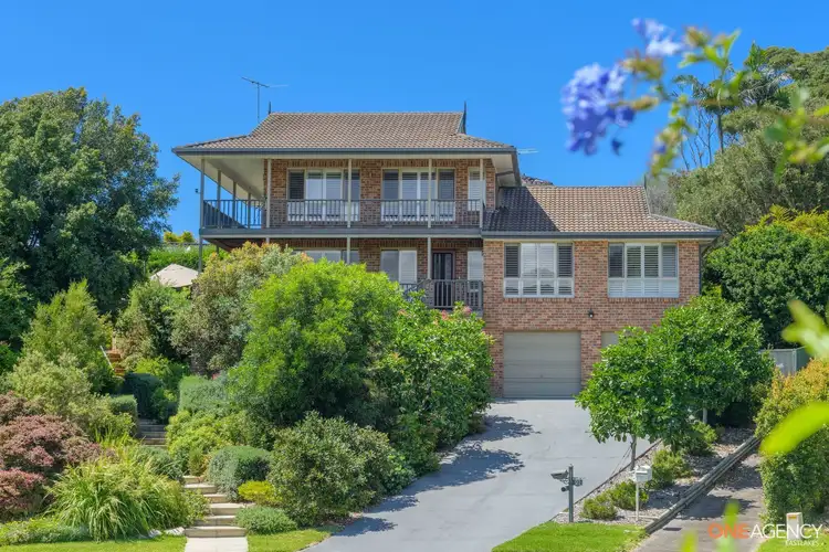 21 Emerald Close, Caves Beach NSW 2281